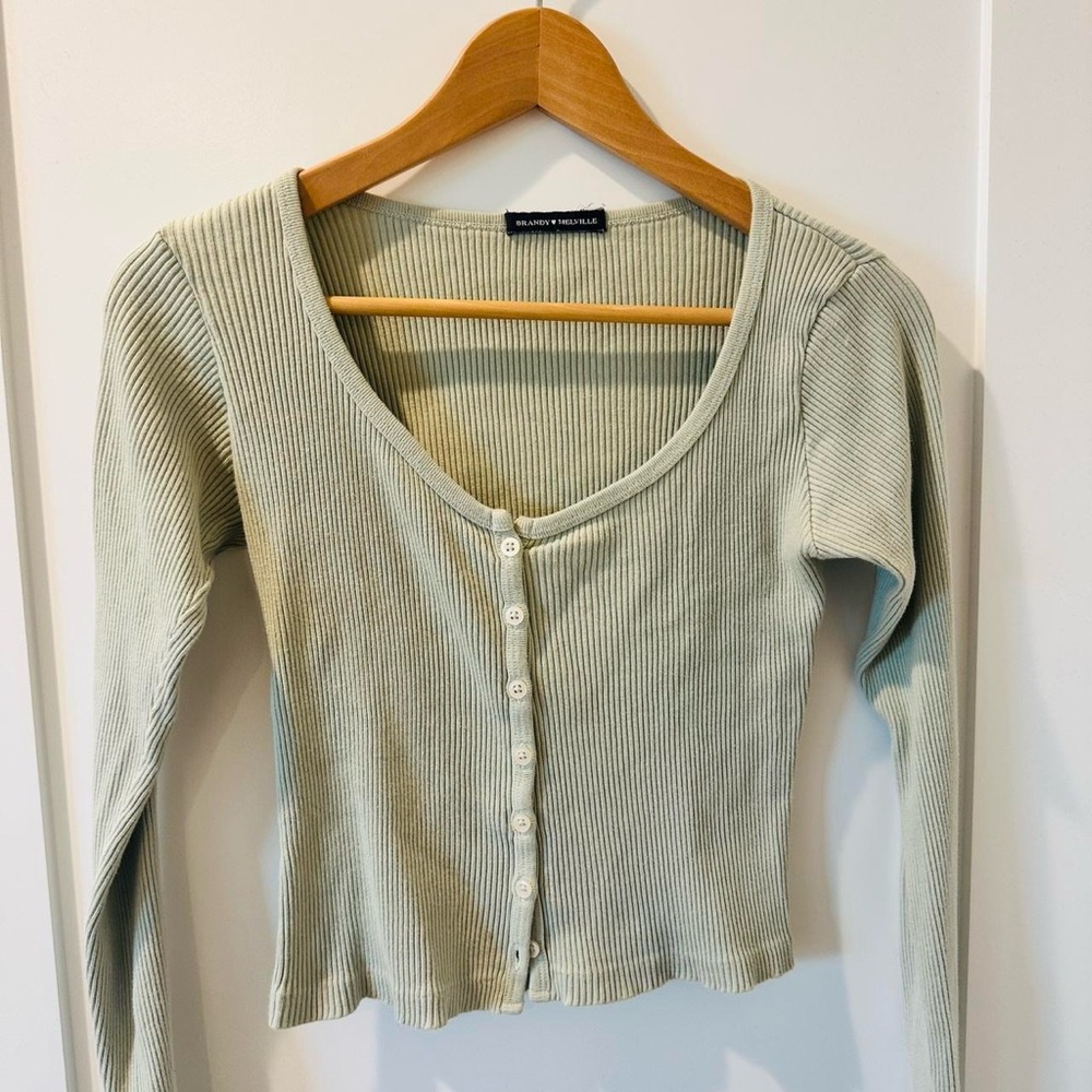 brandy melville zelly long sleeve